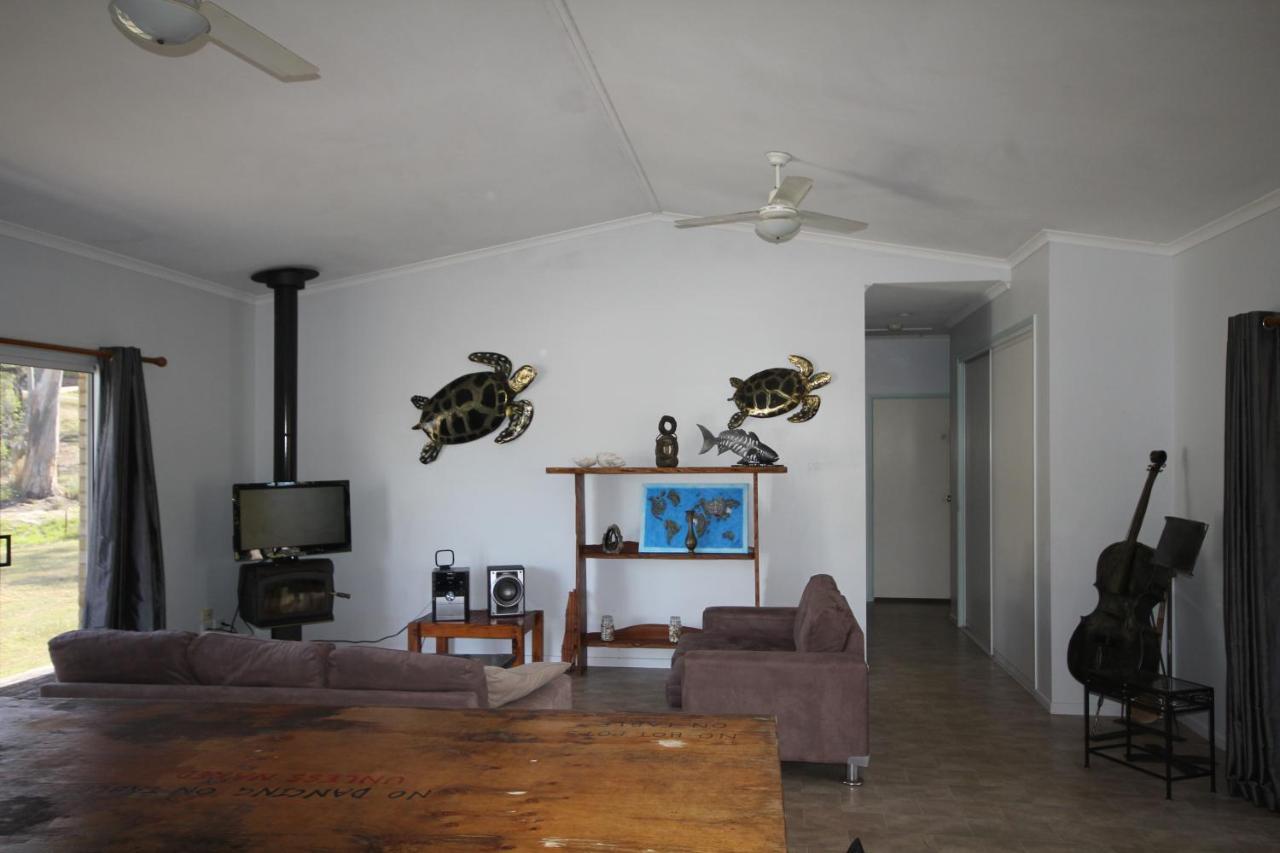 Castaway Beach House- No Parties - No Pets Agnes Water Exteriör bild